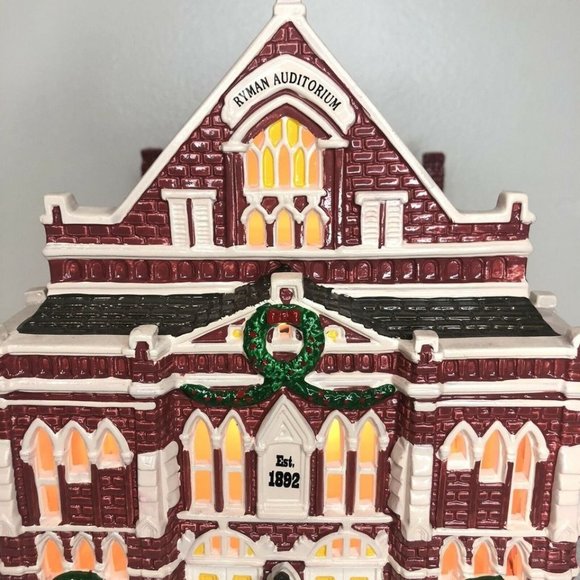 Dept 56 Snow Village - Ryman Auditorium / Grand Ole Opry - Picture 2 of 5